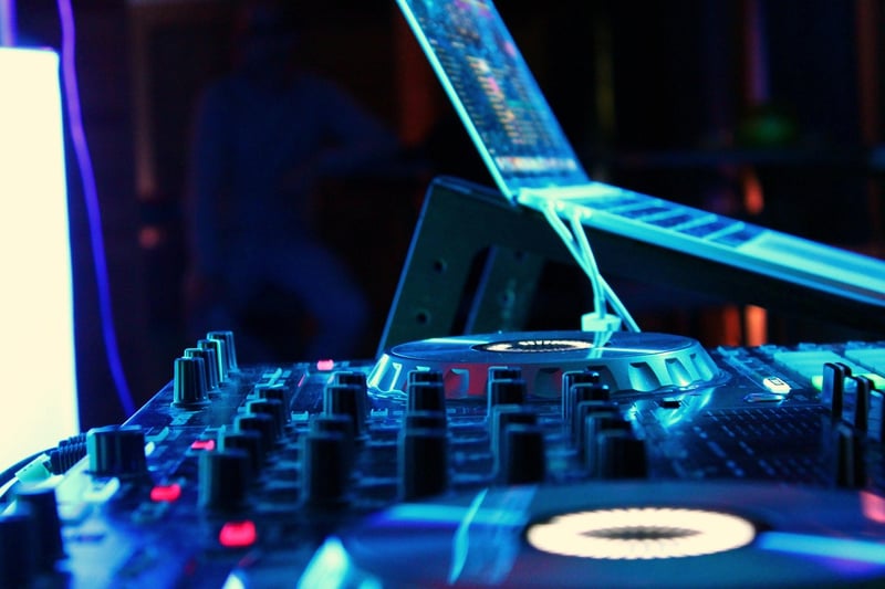 Luxury Party